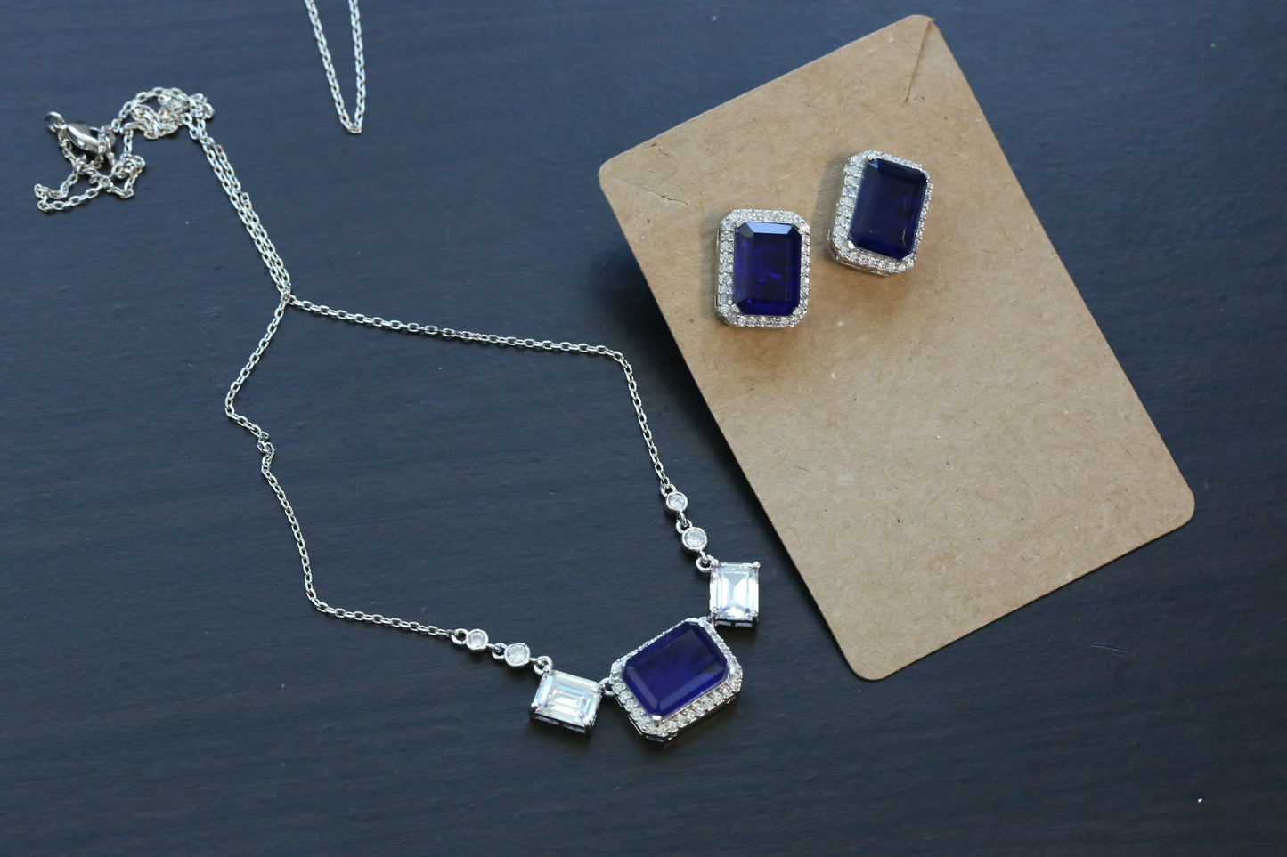 Dainty Doublet Necklace Set