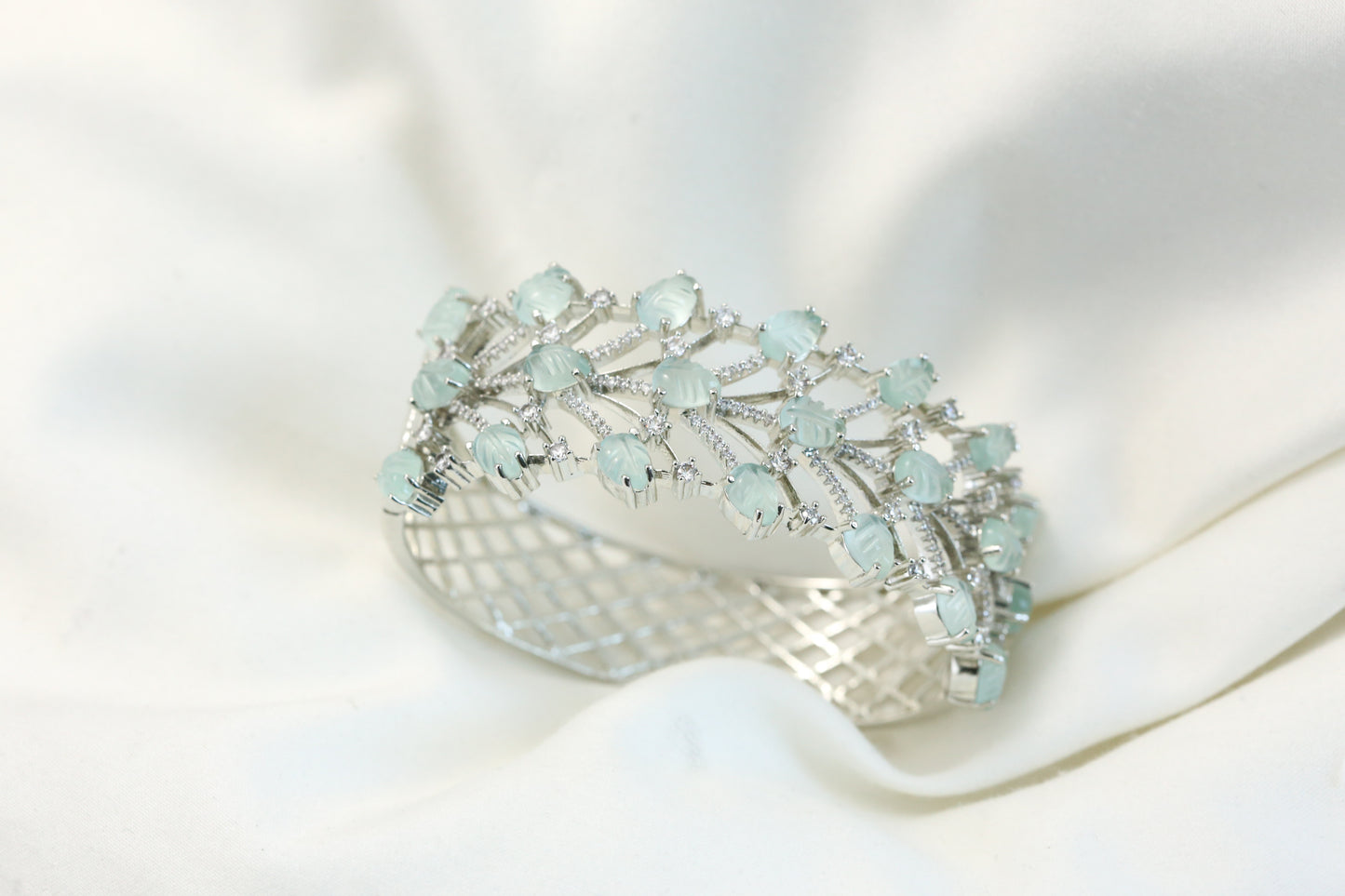 Silver Carved Stones Bracelet -Mint (Openable)