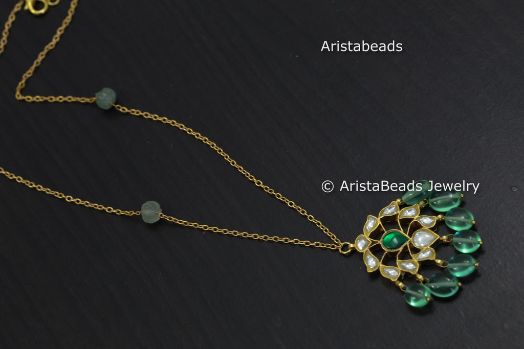 Shruti Dainty Kundan Necklace - Clear