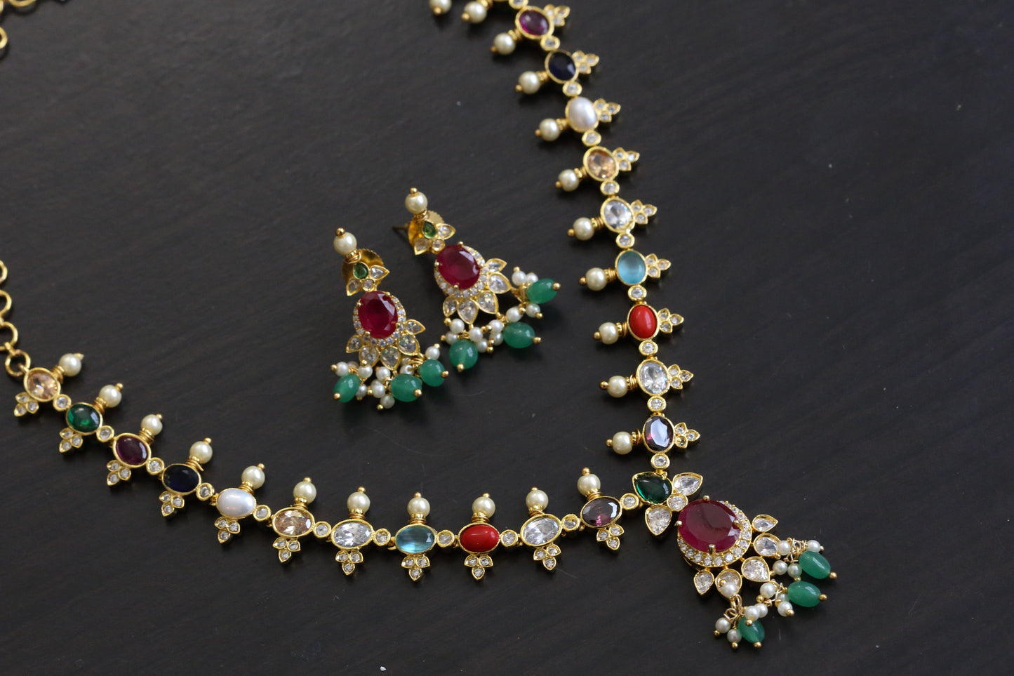 Dainty Navratan Necklace Set