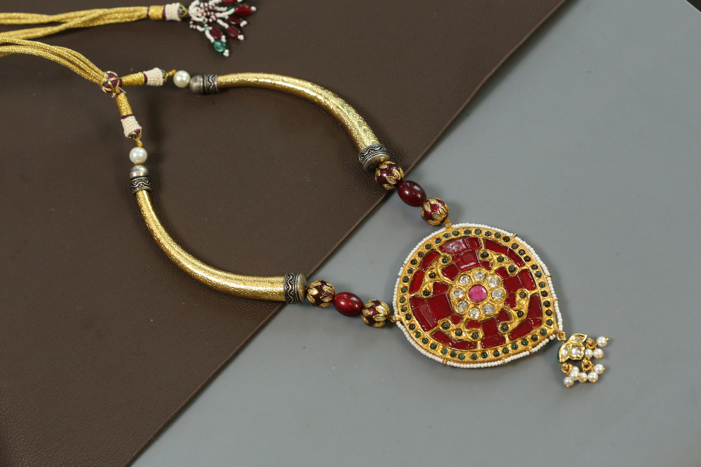 Jadai Work Hasli Necklace - Red