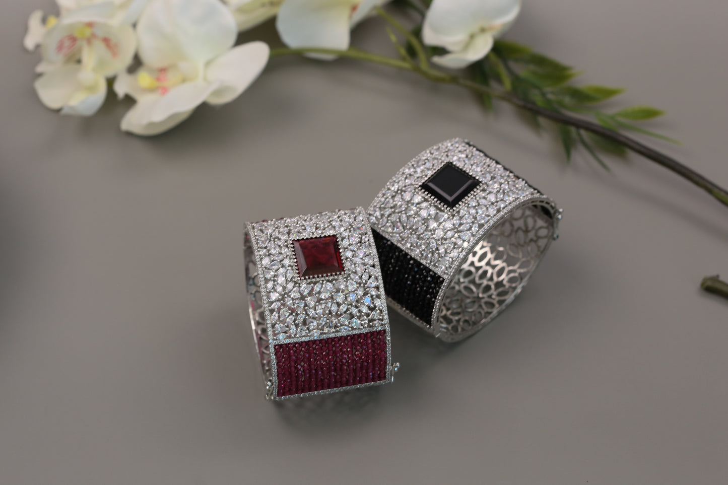 CZ & Crystal Beads Bangle Bracelet (Openable)