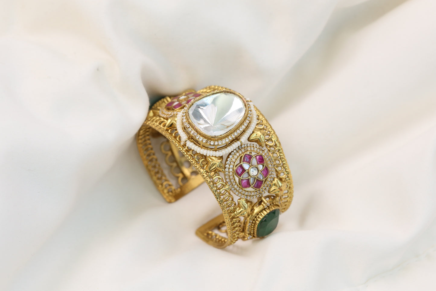 Silver Look Alike Polki, Doublet & Jadau Bracelet (Adjustable)