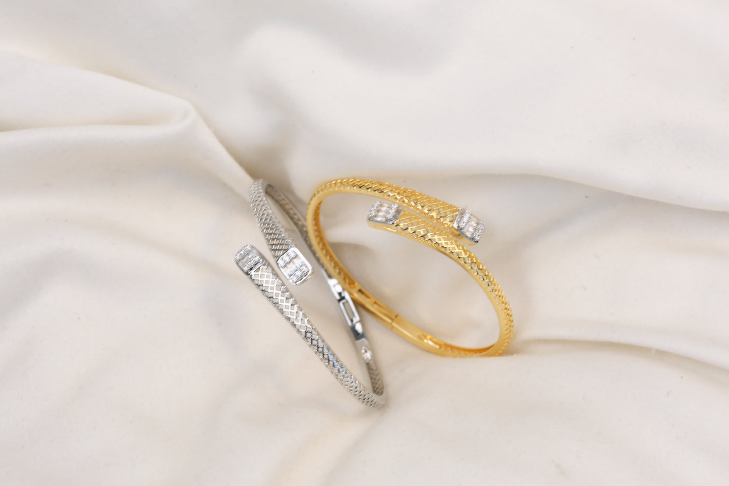 Openable Diamond Setting CZ Filigree Bracelet - ABJ-B101-22
