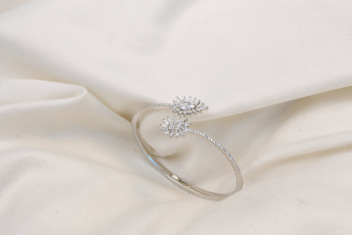 Openable Diamond Setting CZ Bracelet - ABJ-B101-23