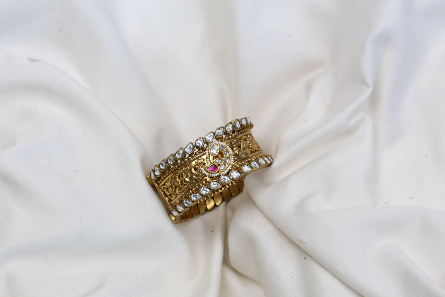 Vintage Gold Sona Silver Alloy Kundan Bangle (Openable)