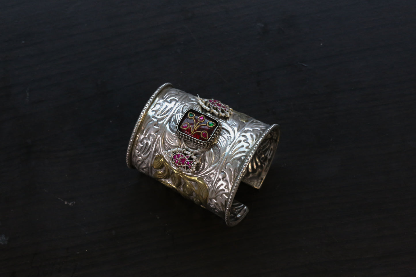 Matsya Dual Tone Jadau Fusion Bracelet (B101-23)