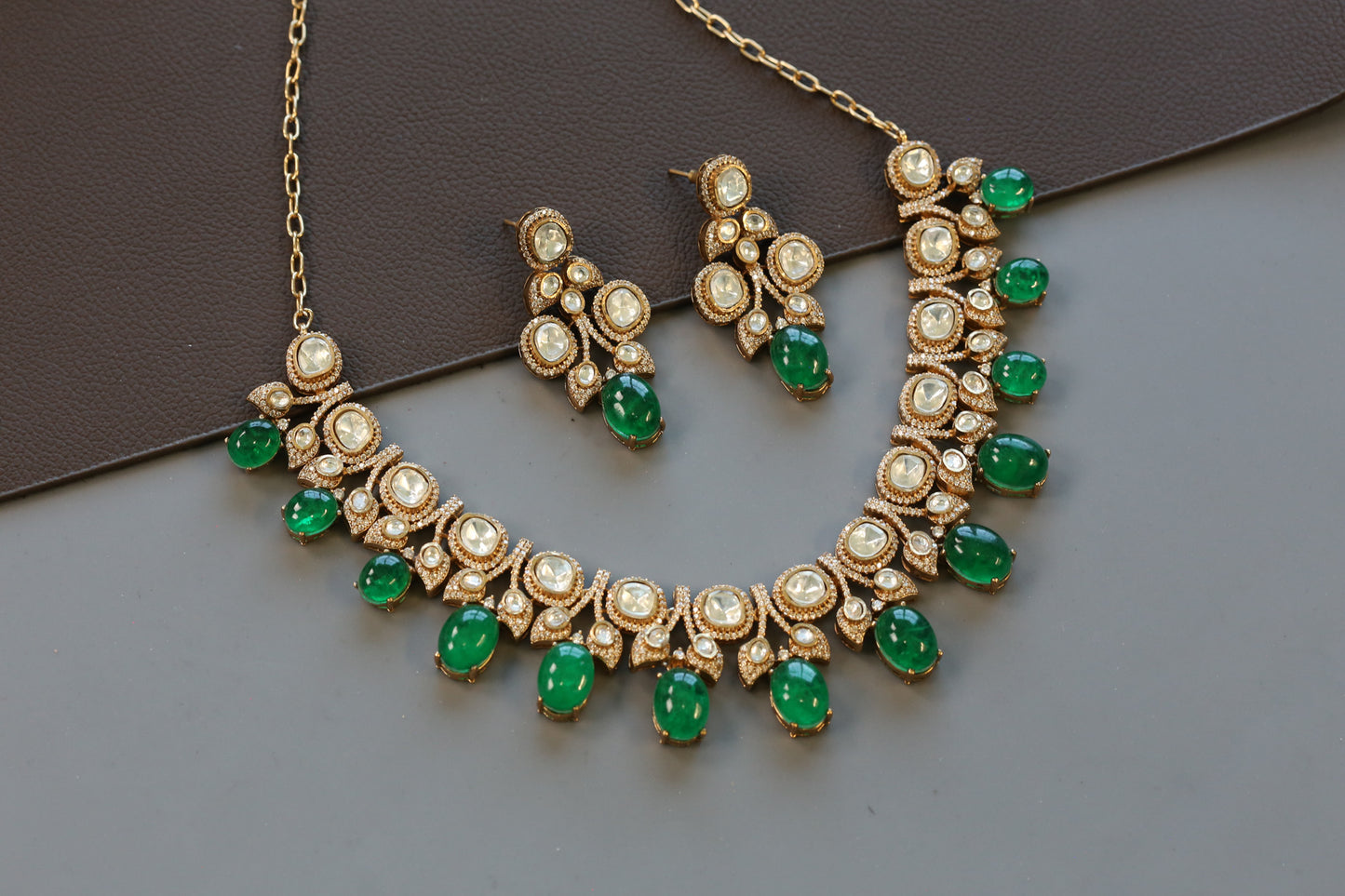 Emerald Pota Doublet Moissanite Polki Set