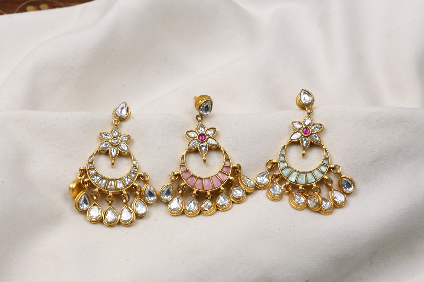 Sudeshna Jadau Takkar Kundan Chandbaali