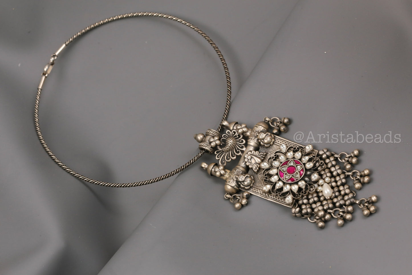 925 Silver Kundan Necklace In Hasli