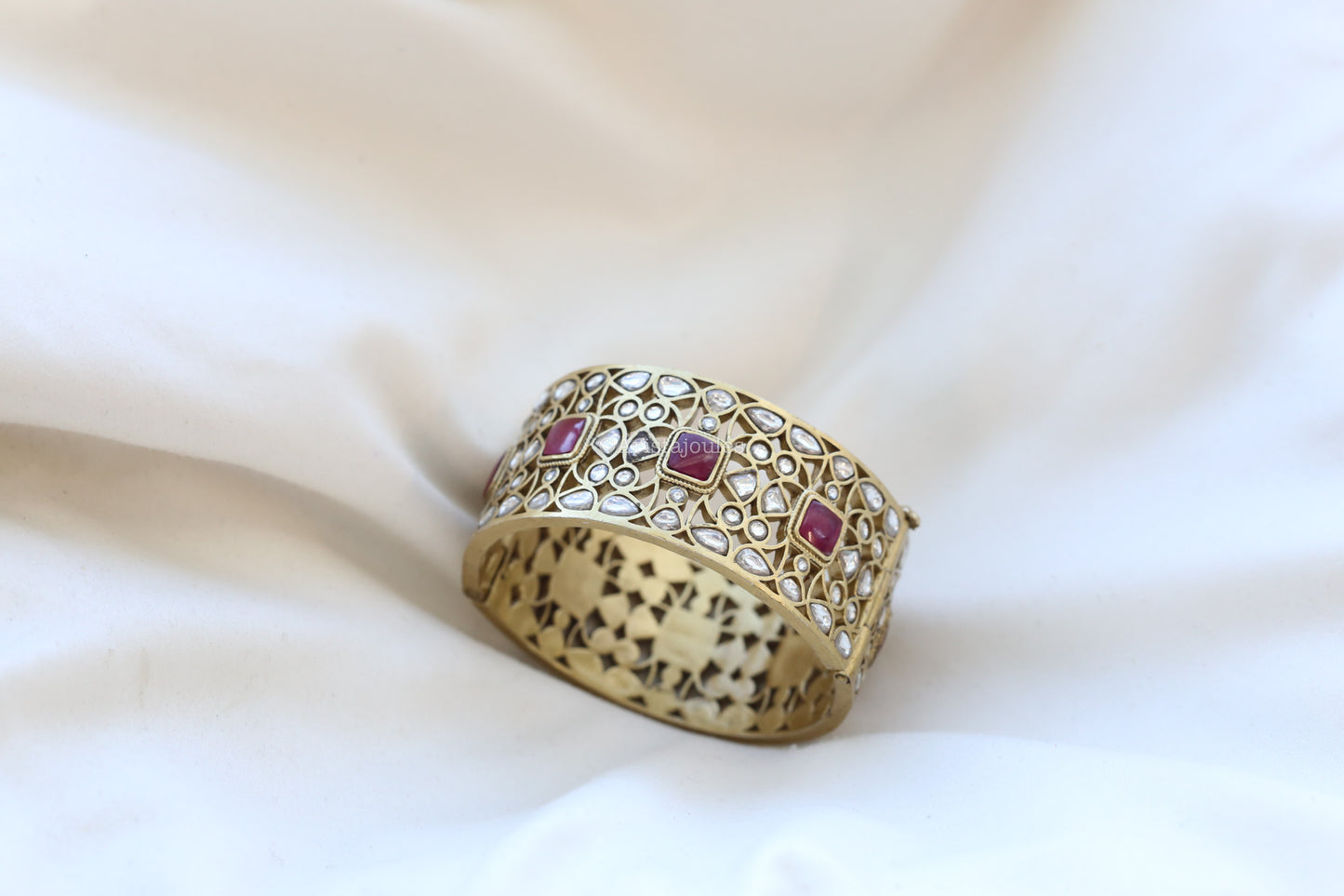 Ujwala Designer Jadau Kundan Bangle (2.4 Openable)