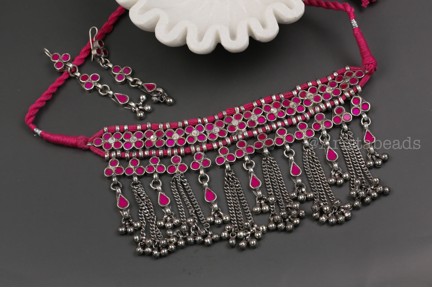 Nitya Real GlassChoker Set - Hot Pink