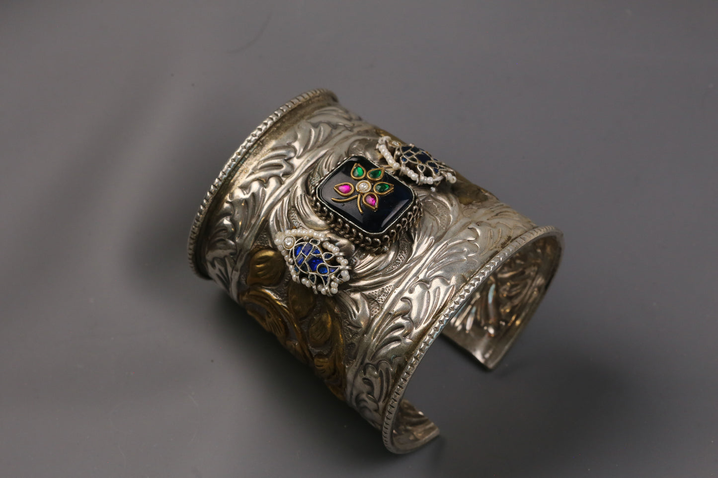 Matsya Dual Tone Jadau Fusion Bracelet (B101-21) - Black Blue