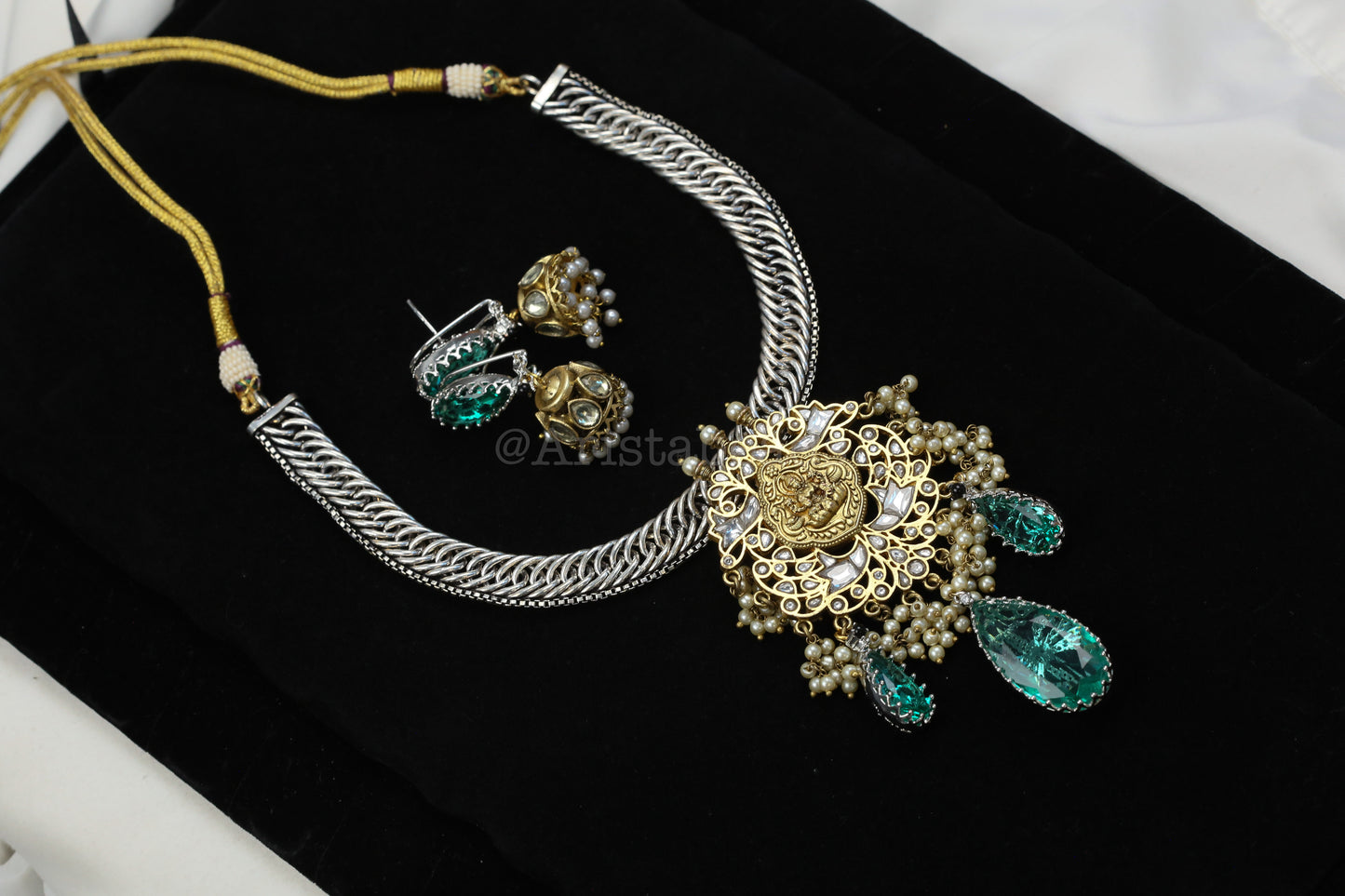 Dual Tone Fusion Kundan Jalebi Necklace Set