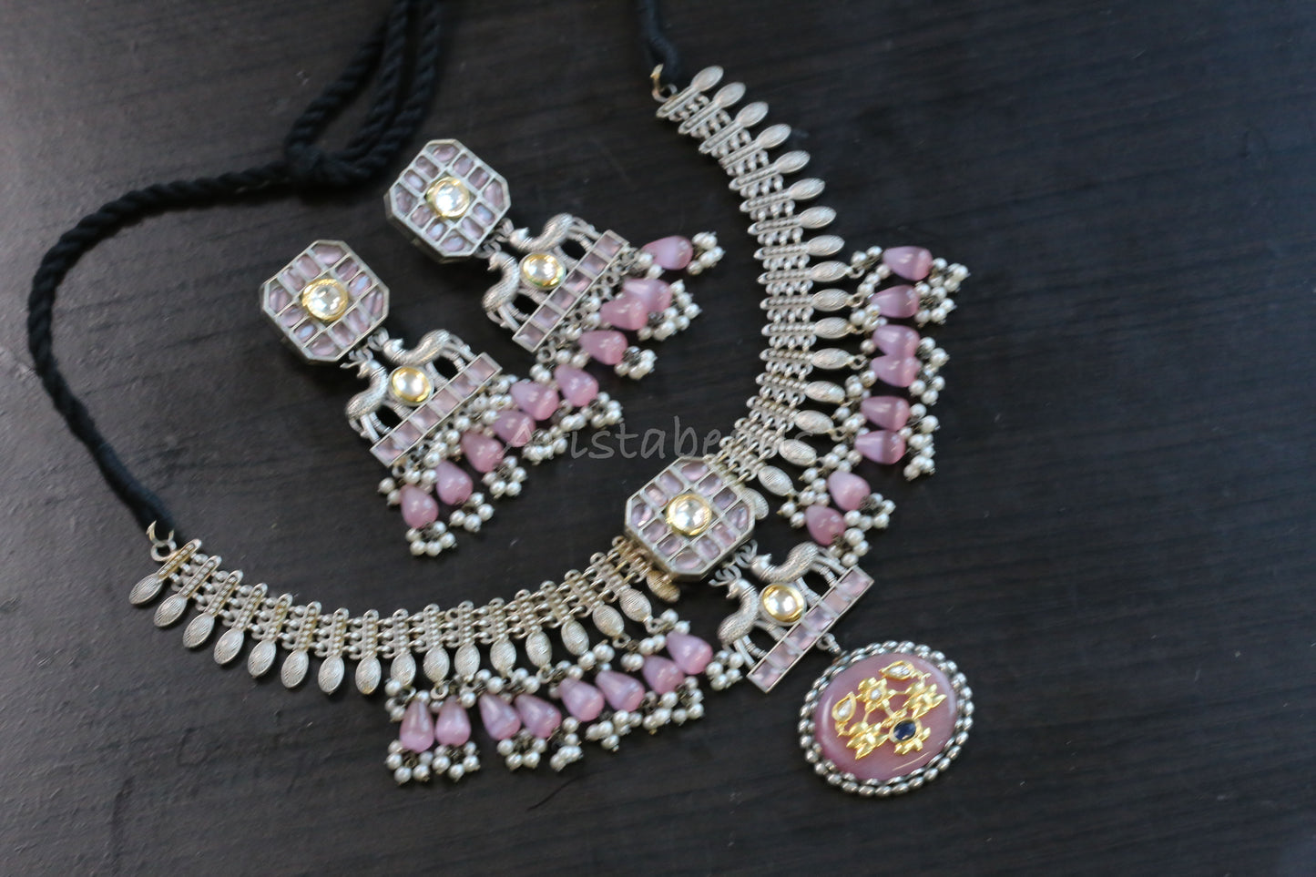 Aruna Inlay Dual Tone Necklace Set (T103-03)