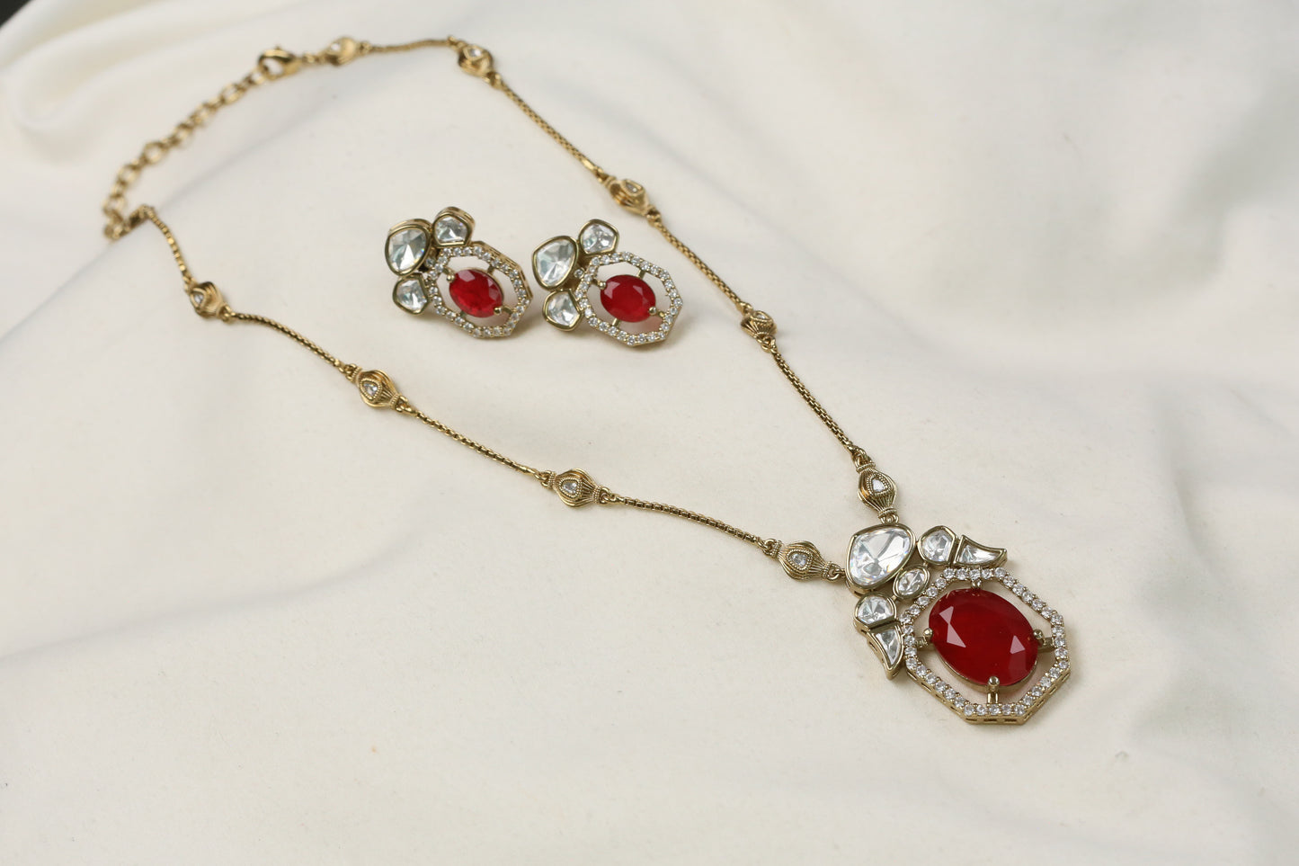 Maya Red Doublet & Uncut Polki Necklace Set