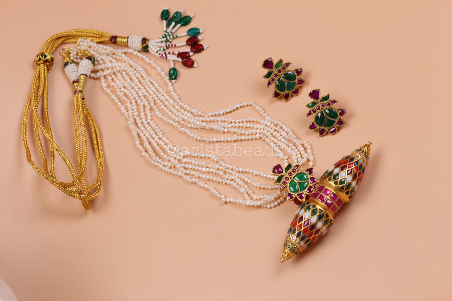 Handmade Jadau Kundan Tabeez Pendant Set