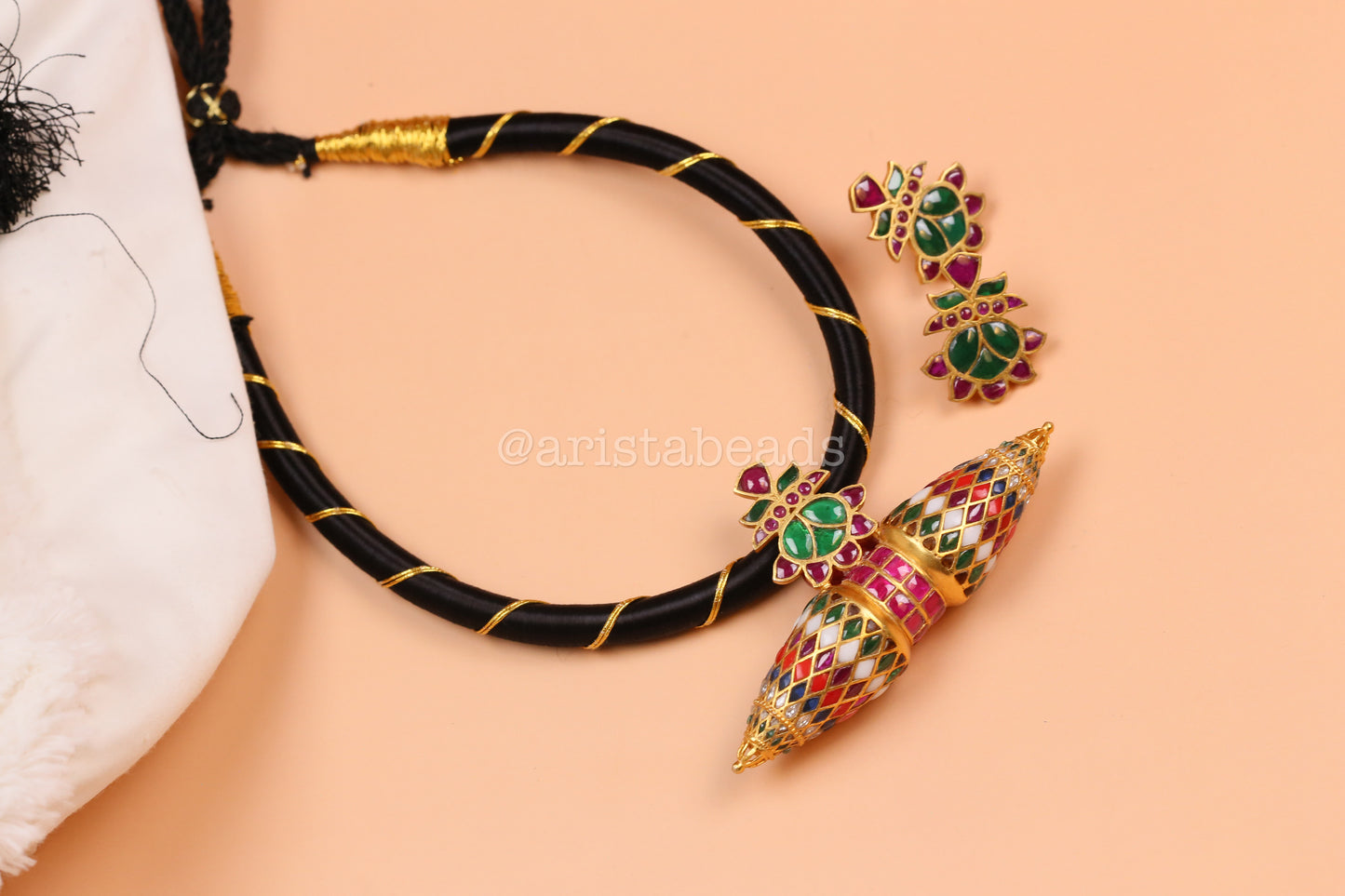 Handmade Jadau Kundan Tabeez Pendant Set