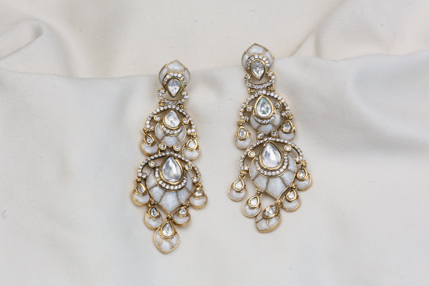Ananya Takkar Kundan Earrings - Ivory