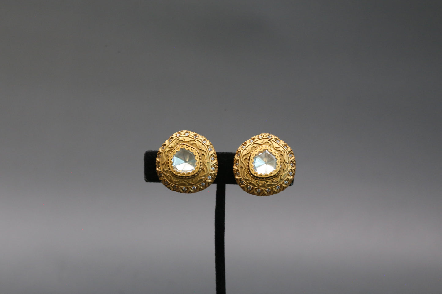 Vintage Look Premium Real Moissanite Stud