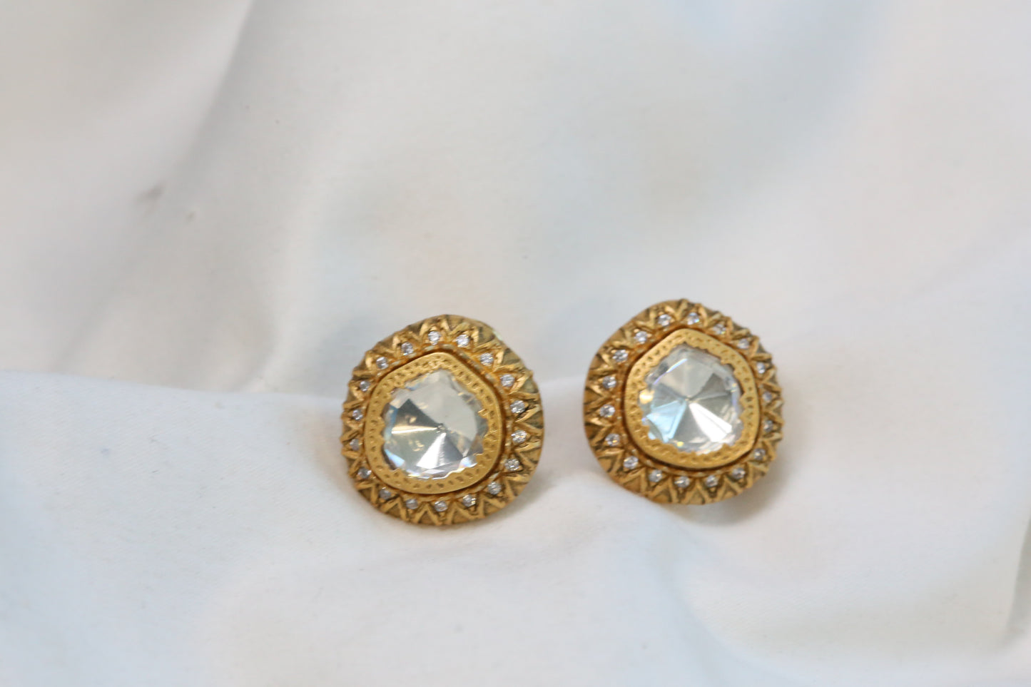 Vintage Premium Real Moissanite CZ Stud