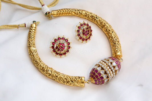 Handmade Nakshi Carved Hasli Necklace Set (104-02)