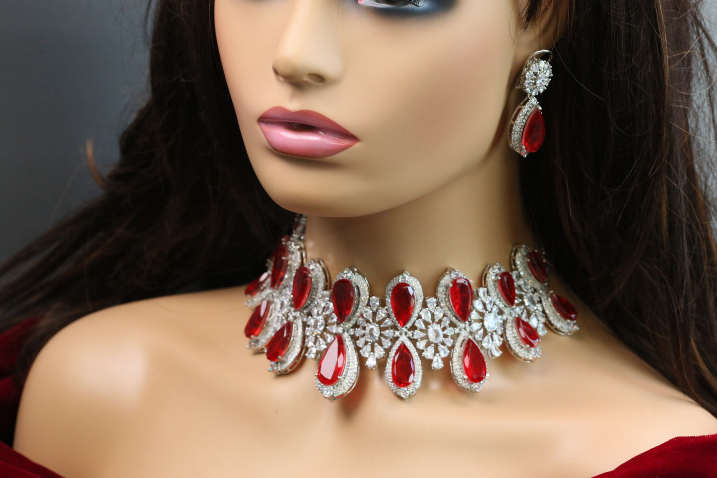 Kiara Premium Doublet Choker Set