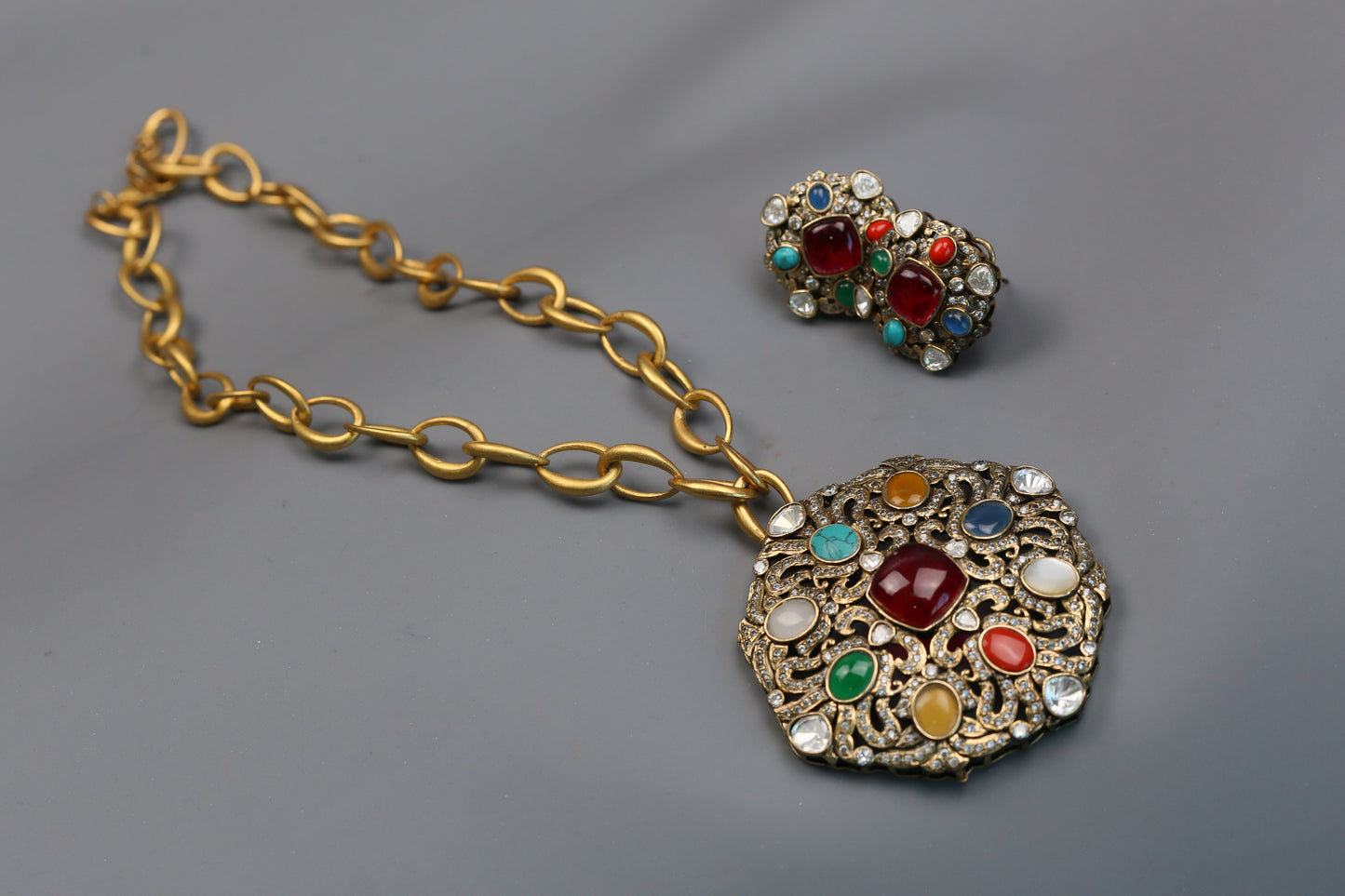 Contemporary Navratan Victorian Pendant Necklace Set
