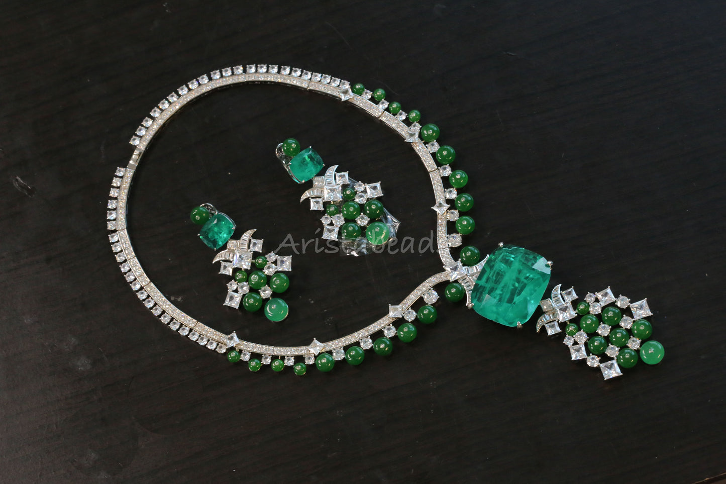 Emerald Green Doublet & Green Onyx Necklace Set (104-08)