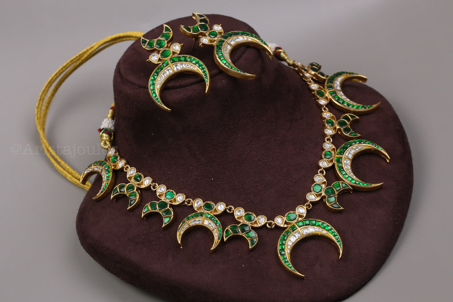Chandramukhi Jadau Kundan Necklace Set - Green