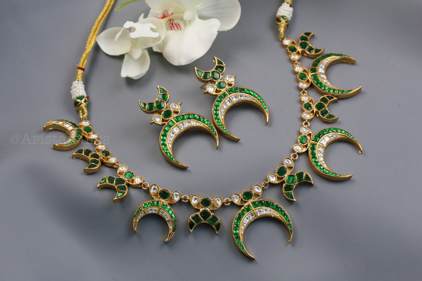 Chandramukhi Jadau Kundan Necklace Set - Green