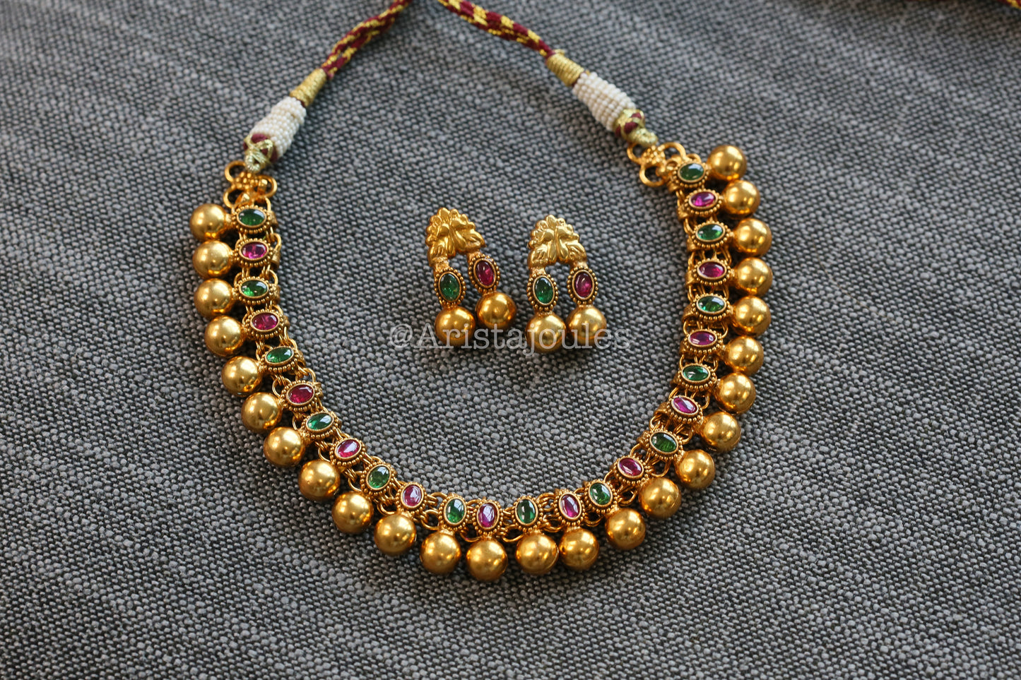 Rohini Antique Gold Kundan Necklace Set - Green Ruby