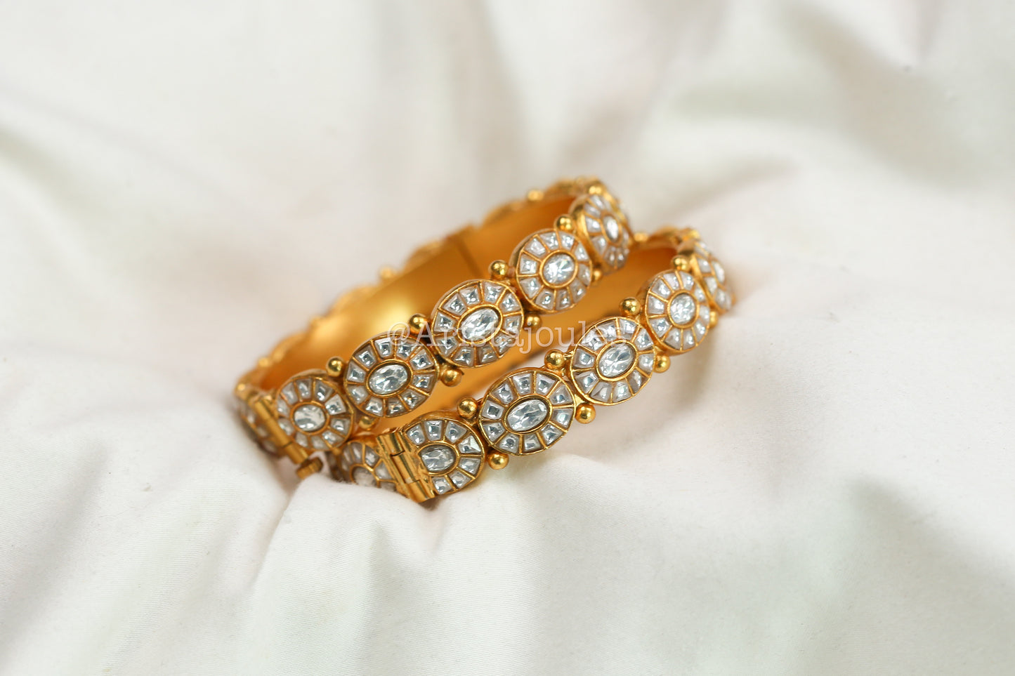 Mahima Jadau Kundan Bangle Set (Openable)