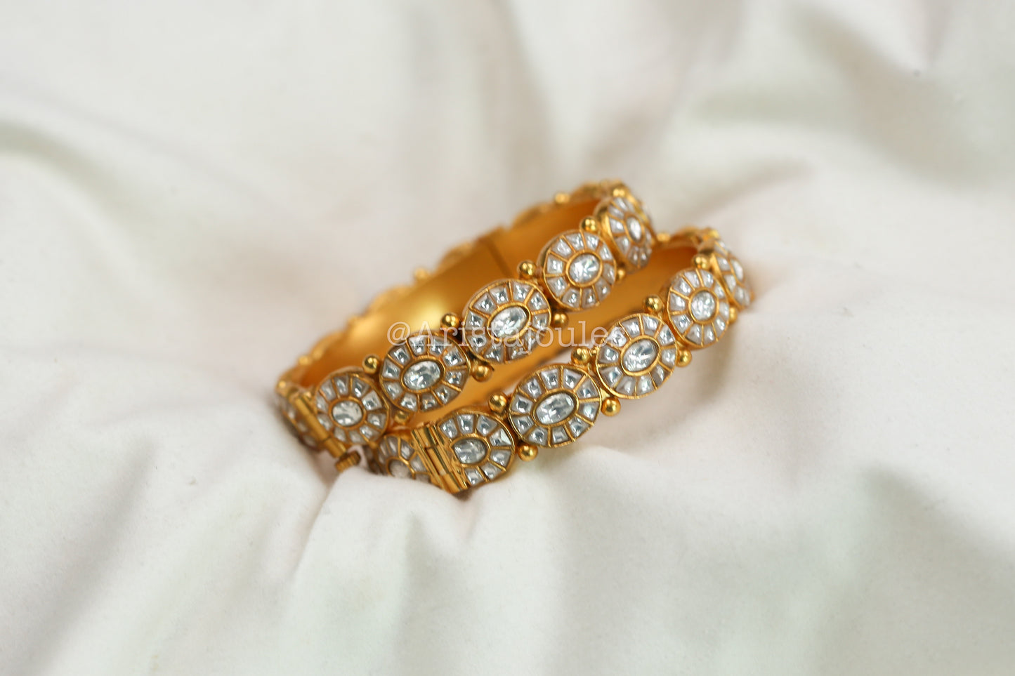 Mahima Jadau Kundan Bangle Set (Openable)