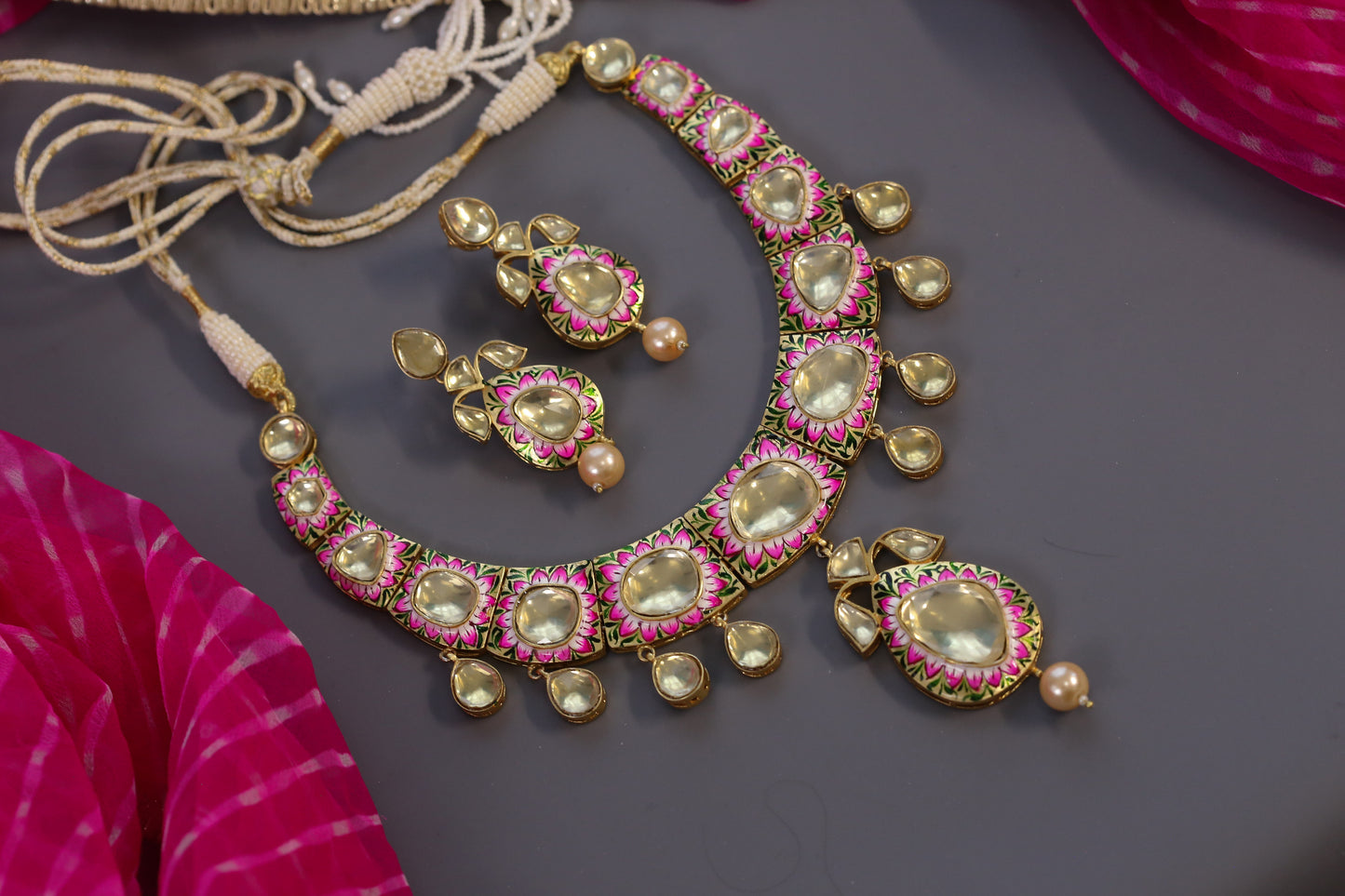 Meera Vintage Look Gold Foil Kundan Necklace Set