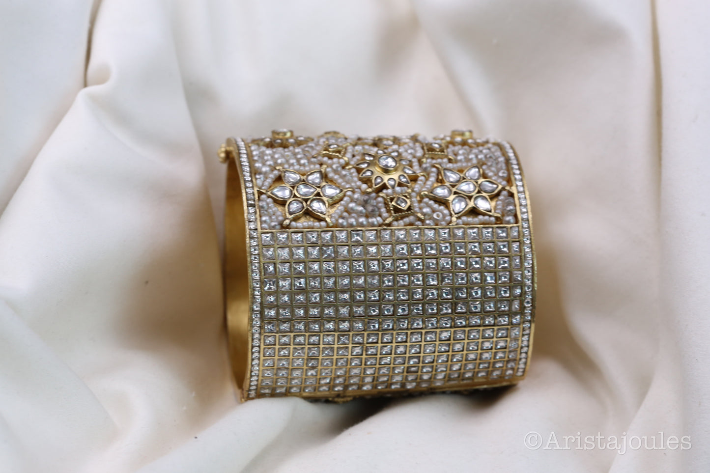 Handcrafted Royal Jadau Kundan Bangle (Openable)