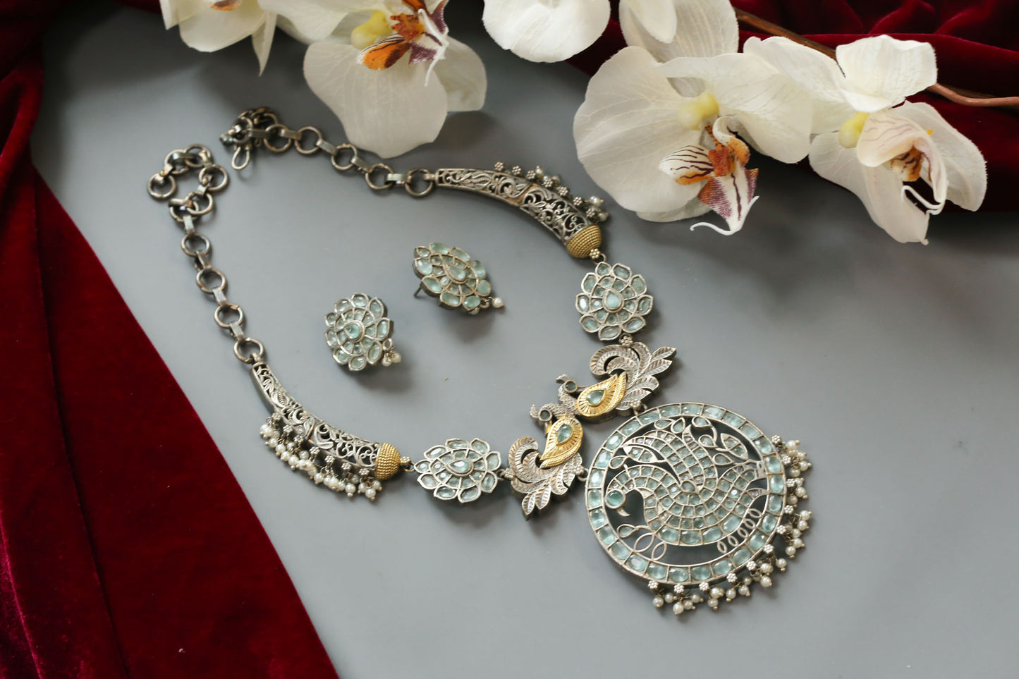 Mint Dual Tone Hasli Necklace Set