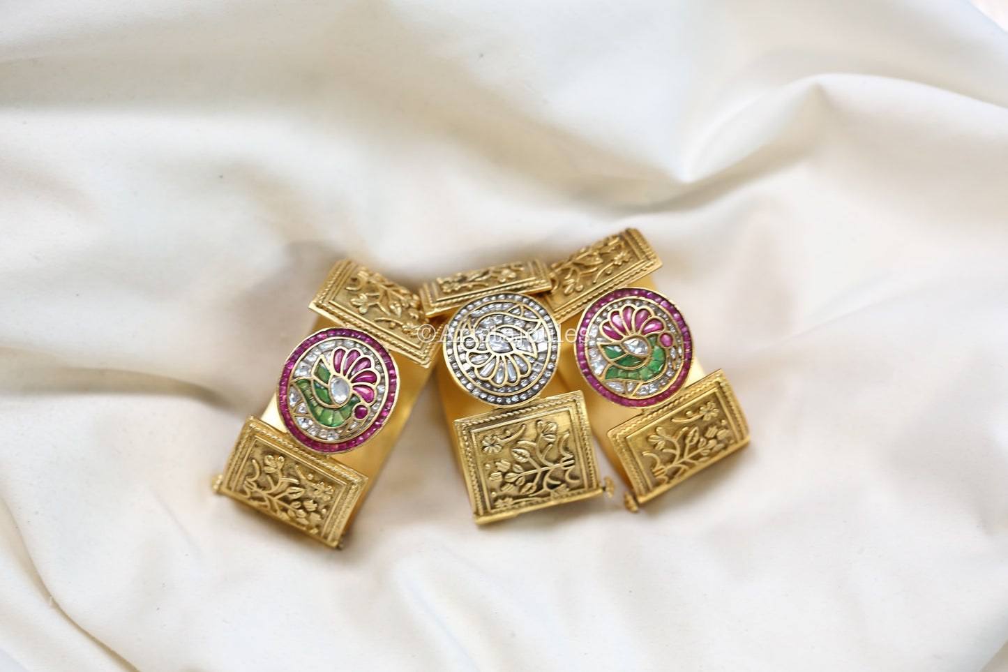 Mahira Premium Designer Jadau Kundan Bracelet (Openable)