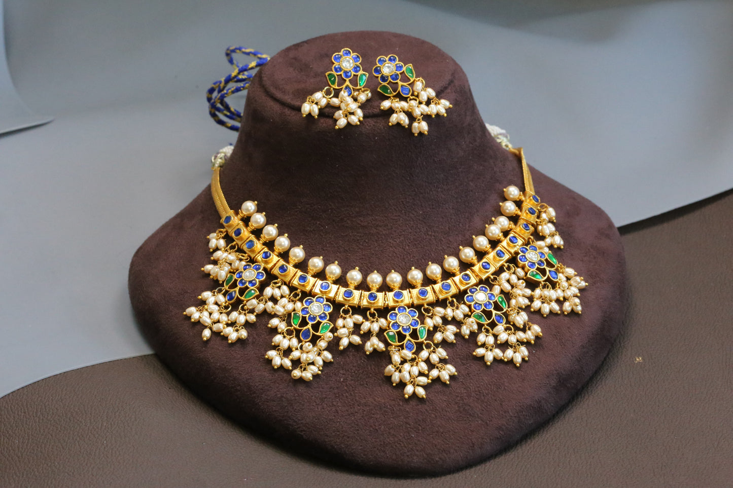 Jadau Kundan Guttapusalu Necklace Set - Blue Green