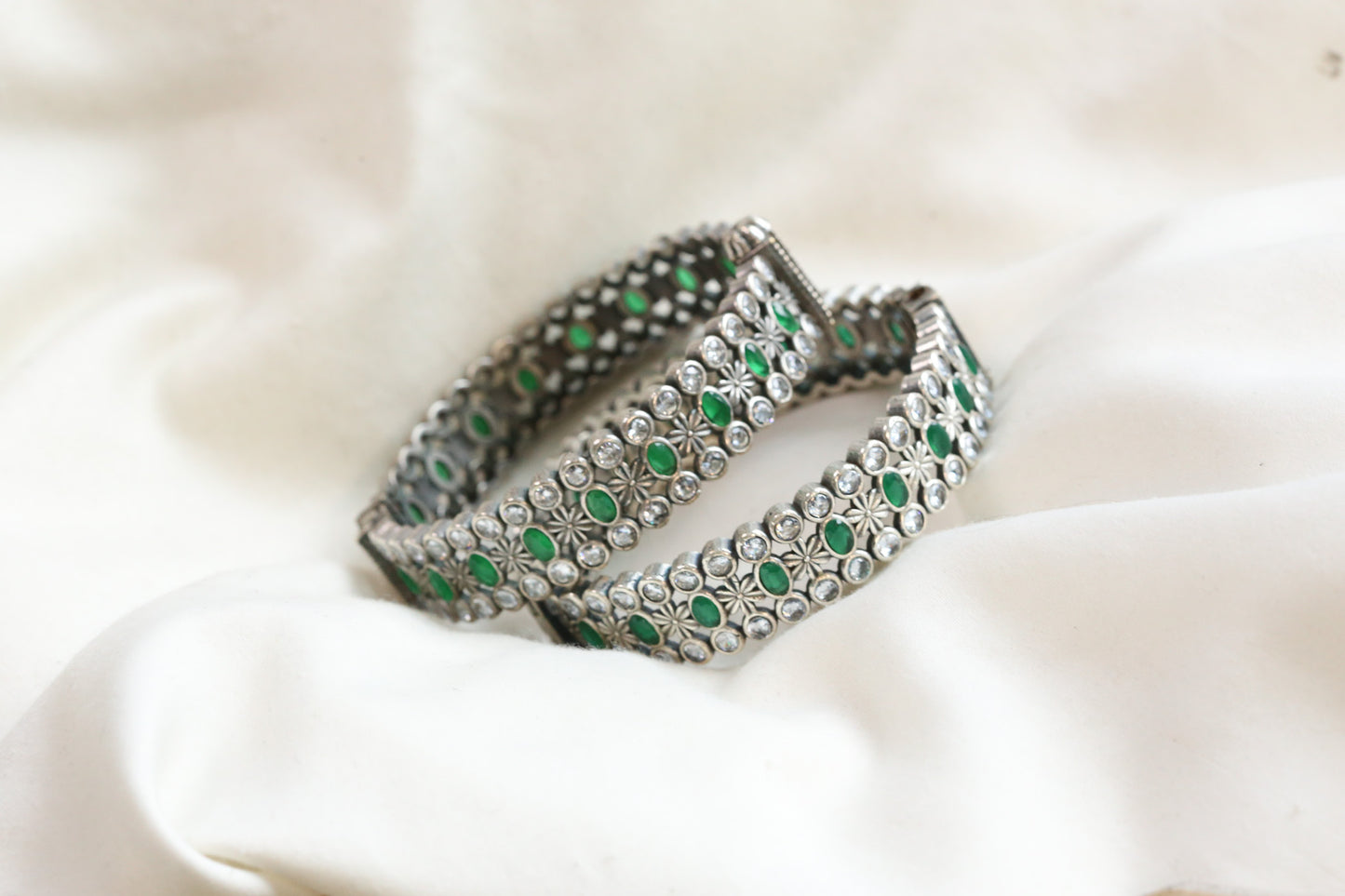Kripa Silver Look Alike Bangle  Set -Green