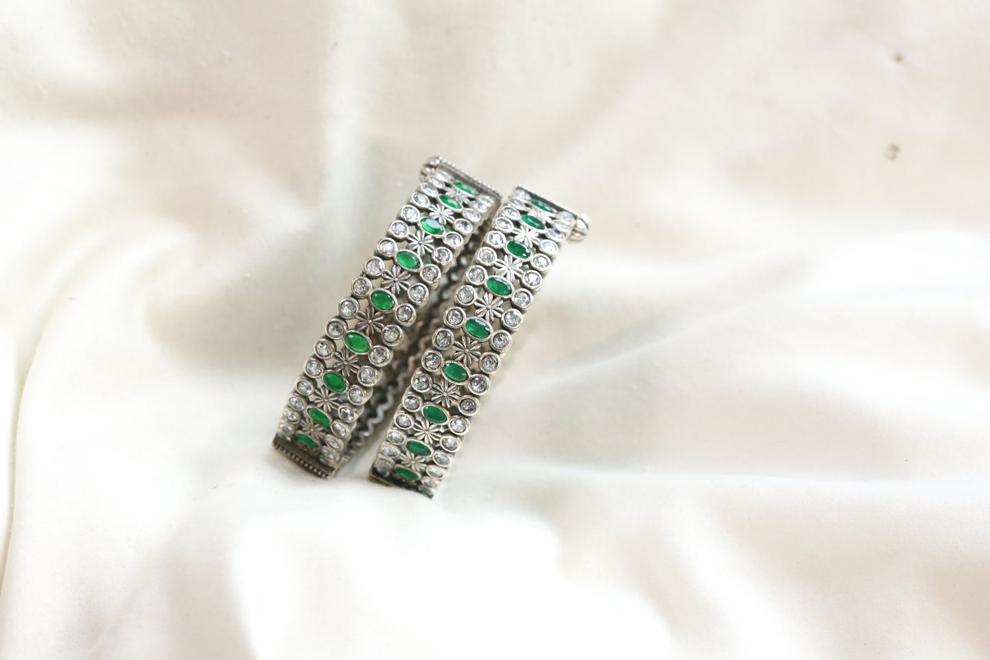 Kripa Silver Look Alike Bangle  Set -Green