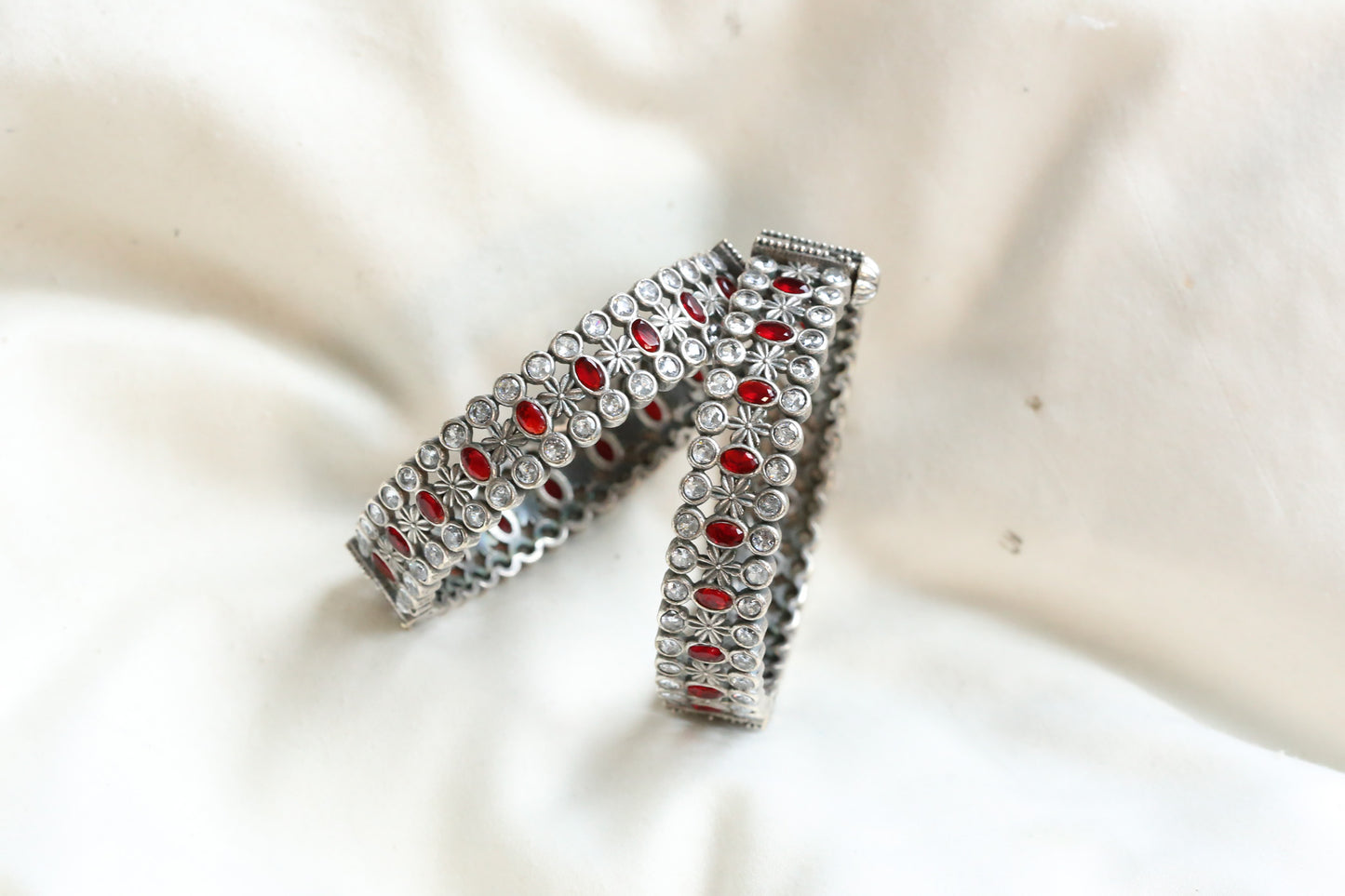 Kripa Silver Look Alike Bangle  Set - Red