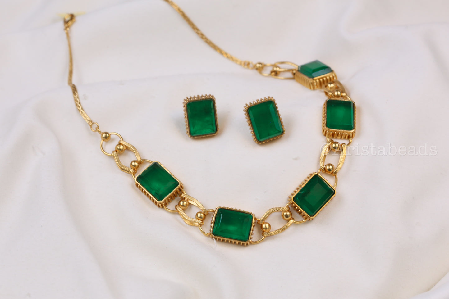 Emerald Green Doublet Necklace/ Choker Set (104-38)