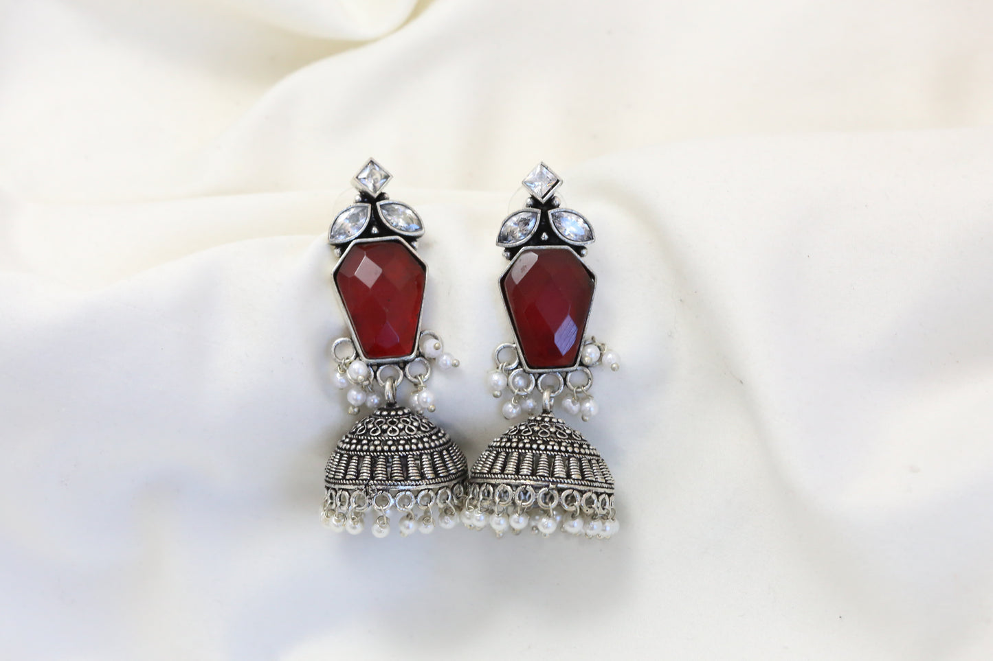 Anara Oxidized Jhumka -Red