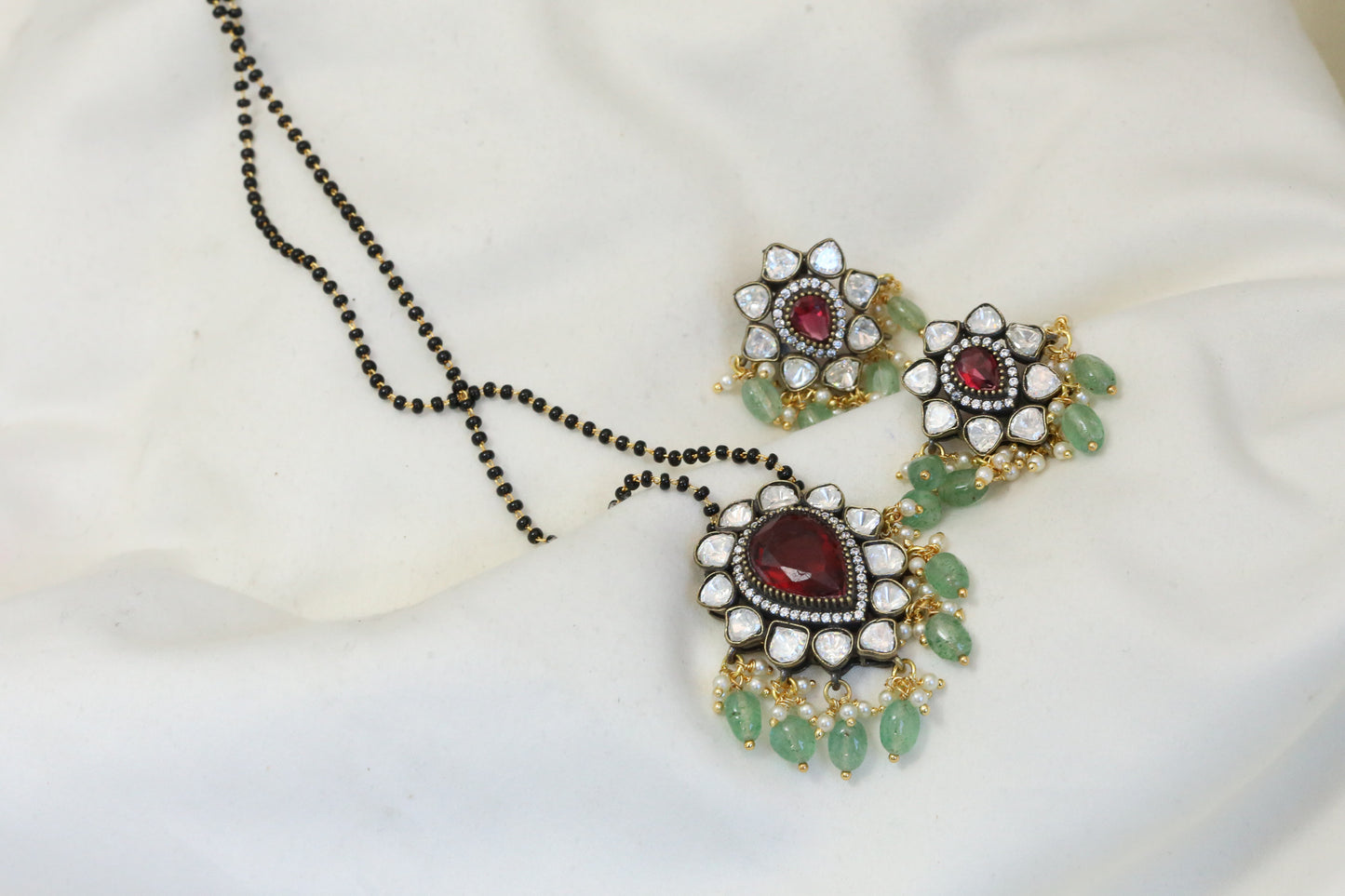 Victorian Moissanite Polki Black Beads Set - Red