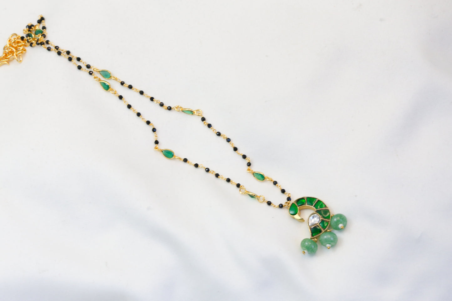 Jadau Black Bead Chain - Green