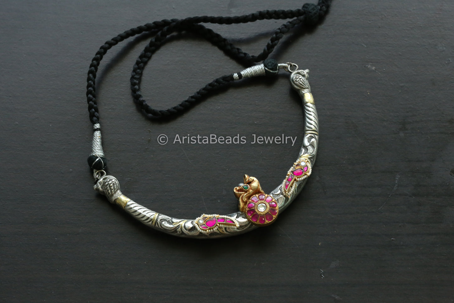 Carved Nakshi Fusion Hasli Necklace (T102-19)