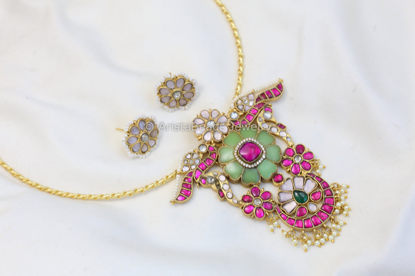 Handmade Jadau Kundan Hasli Set