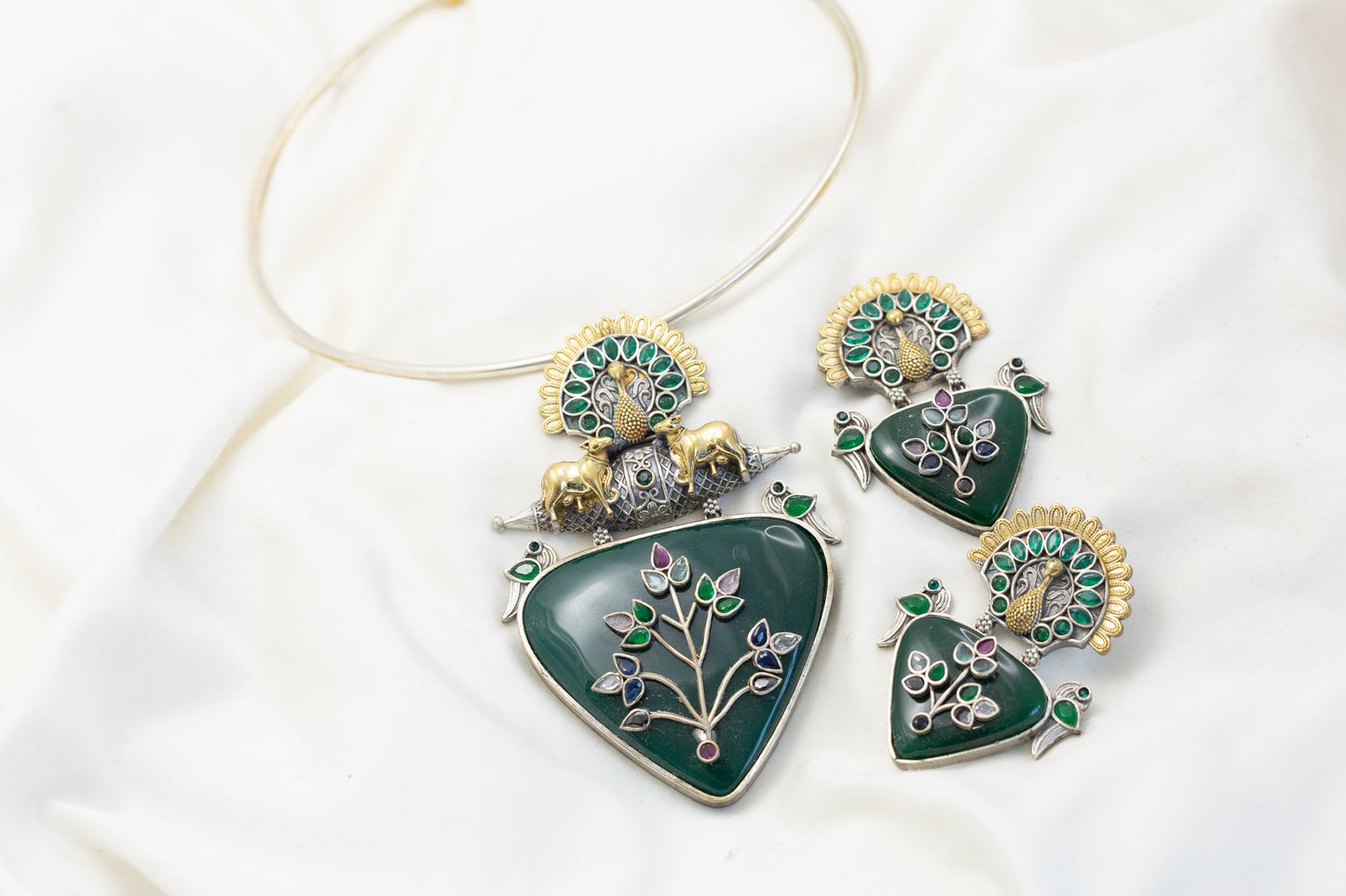 Oxidized 2 Tone Fusion Green Stone Necklace (T102-43)
