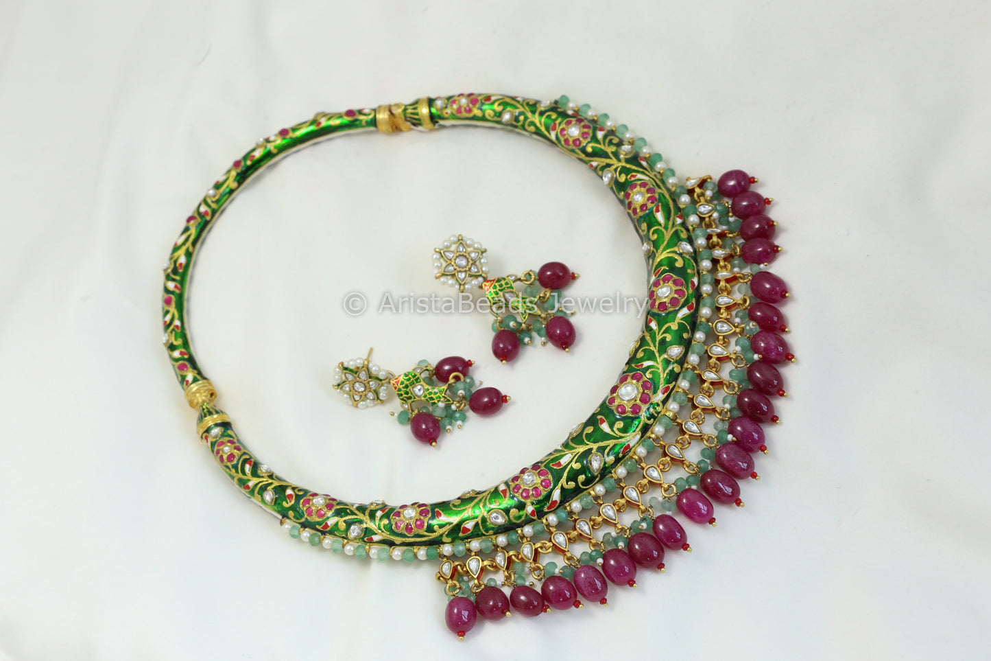 Handcrafted Rajwada Meenakari Kundan Hasli Set - Green